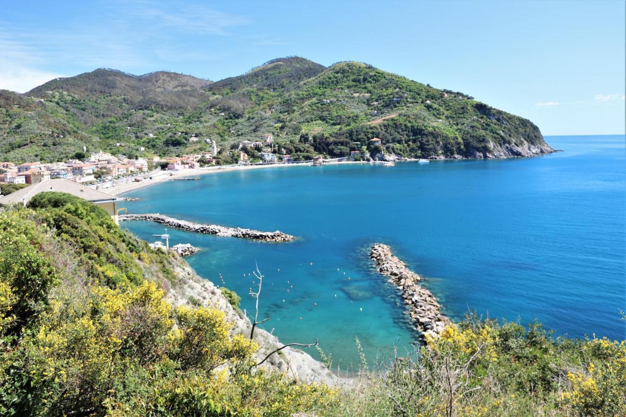La Pulce Salata Apartman Levanto Kültér fotó